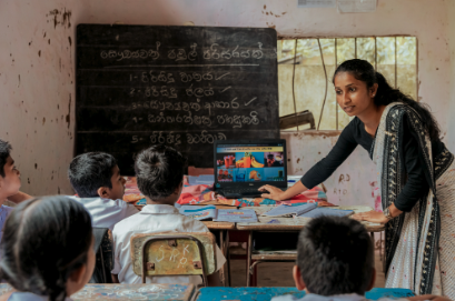 Universal connectivity is achievable